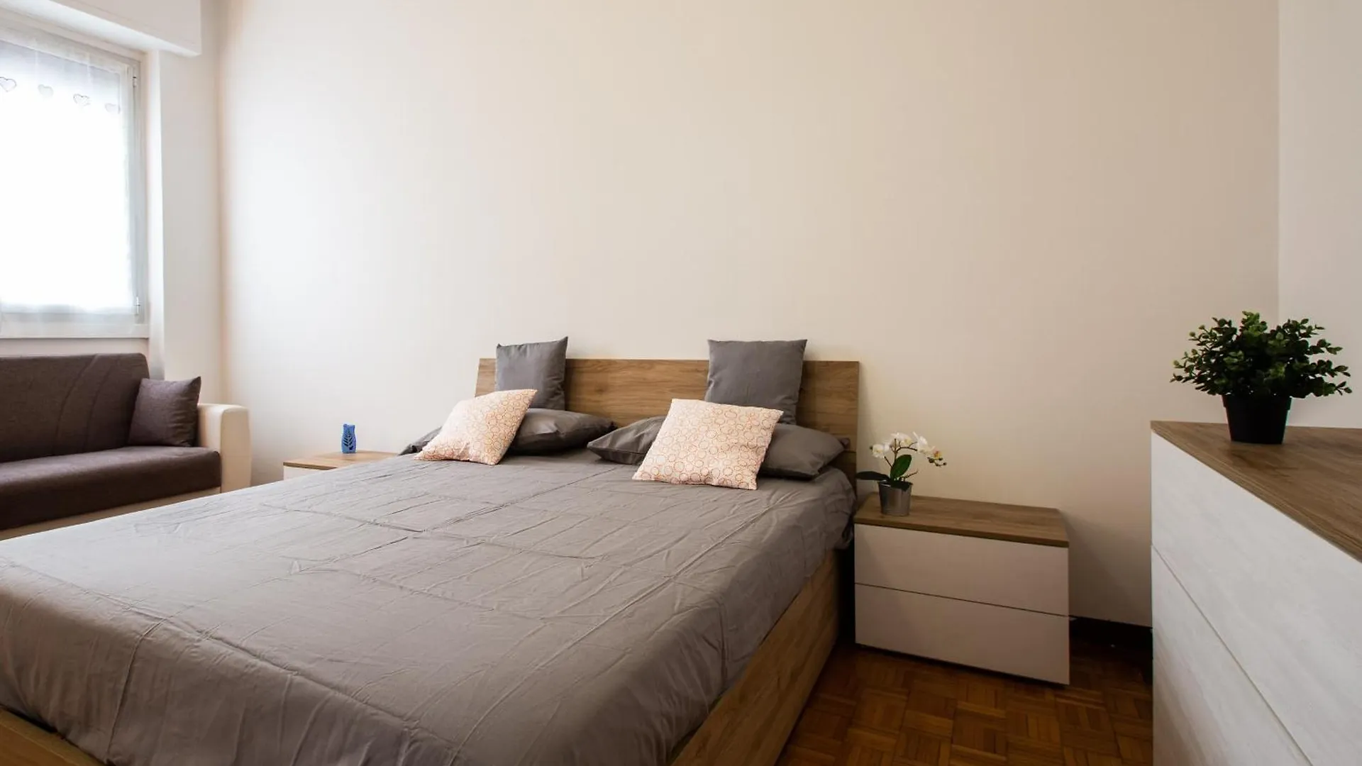Apartment Milano-Linate Suite Self Check In & Free Parking
